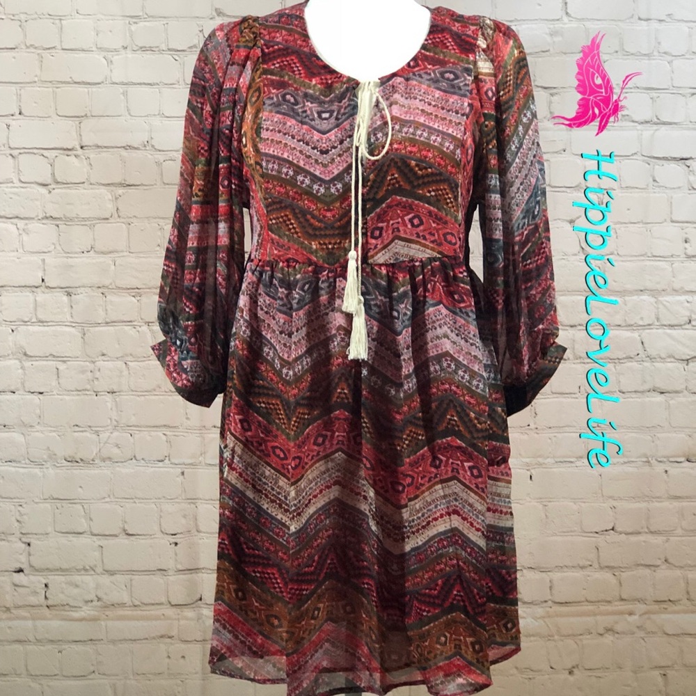 UMGEE Super cute dress 💕 Size Small, NWT.